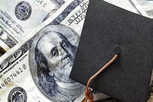 Mejores tasas de refinanciamiento de préstamos estudiantiles